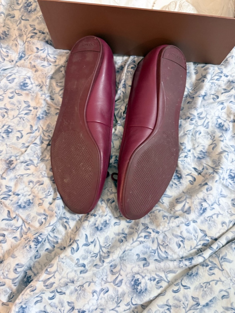 Coach Women's Burgundy Leather Ballet Flats with Bow - Picture 7 of 7